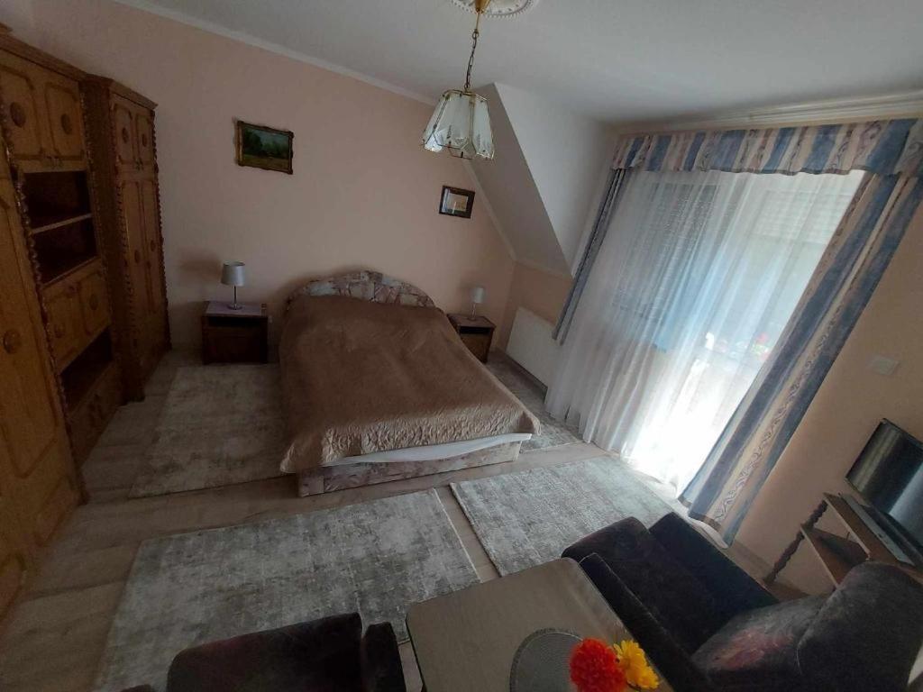 Istvan Apartmanok Keszthely Εξωτερικό φωτογραφία