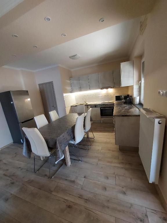 Istvan Apartmanok Keszthely Εξωτερικό φωτογραφία